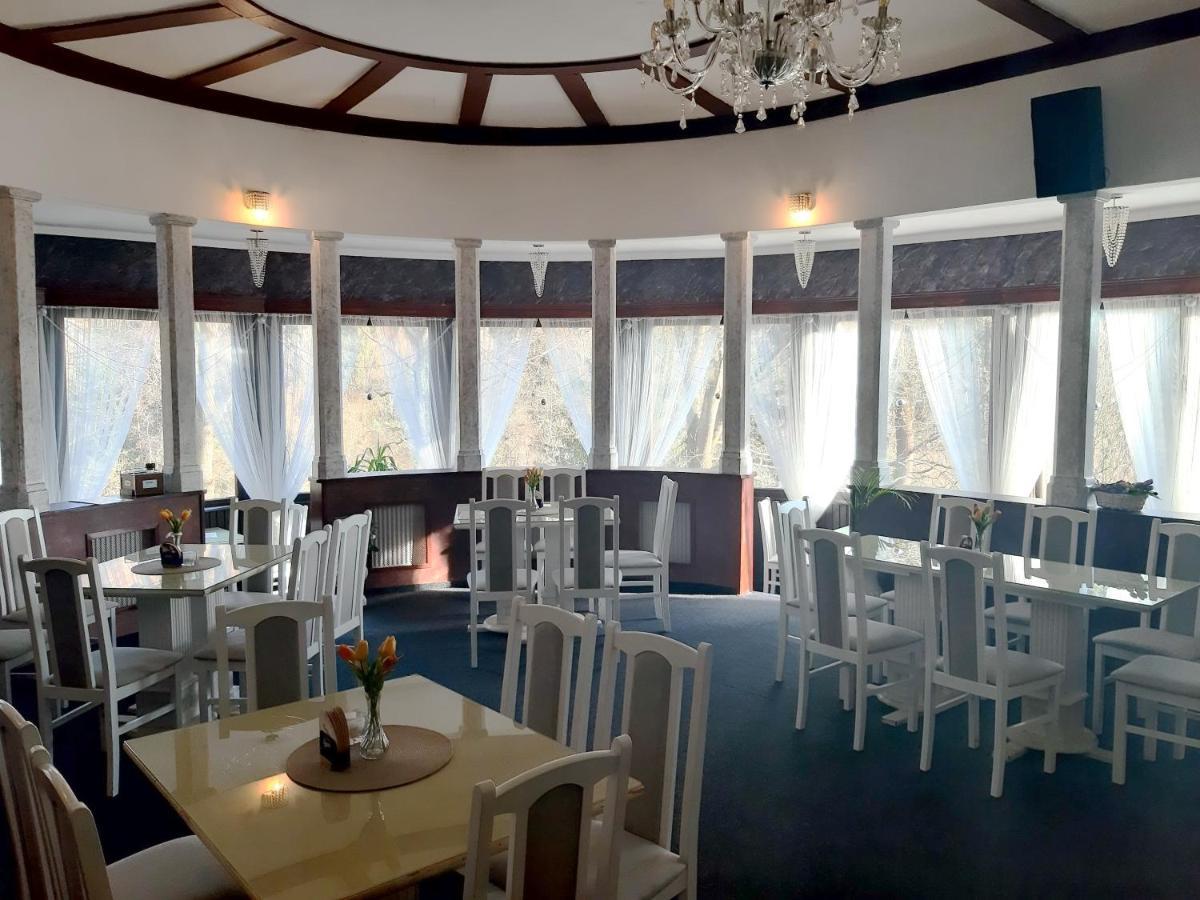 Penzion a Restaurace Belveder Jáchymov Exteriér fotografie